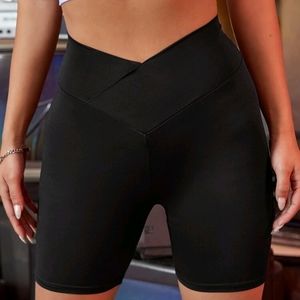 Shein v cut biker shorts